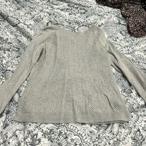 Women’s long sleeve shirt, like new